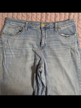Ava & Viv Light Blue Straight-Leg Jeans
